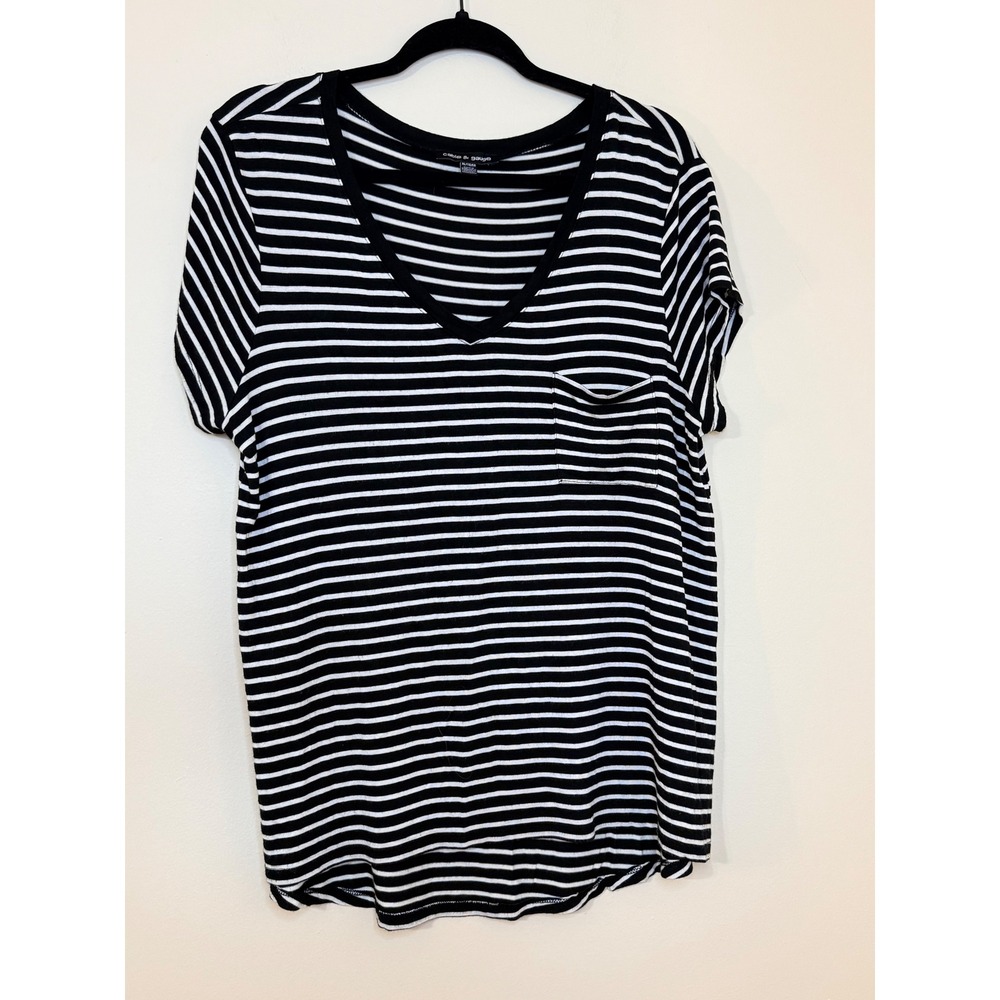 Cable & Gauge Womens XL Black White Striped V-Neck Pocket T-Shirt Short Sleeve